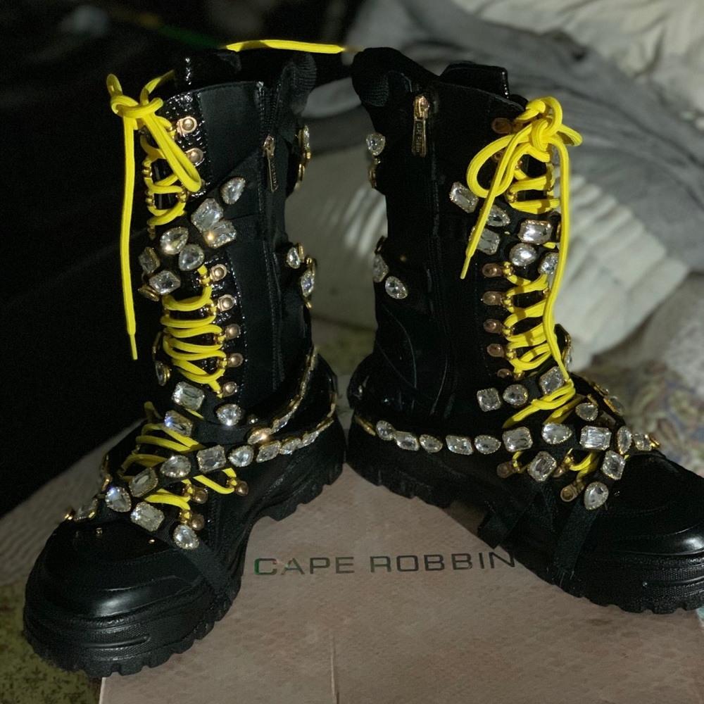 Cape Robbin Jewel boot